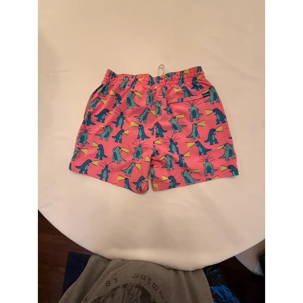 Chubbies The Dino Swim Trunks Lined Men’s size Medium in Pink Beach Summer Vacay